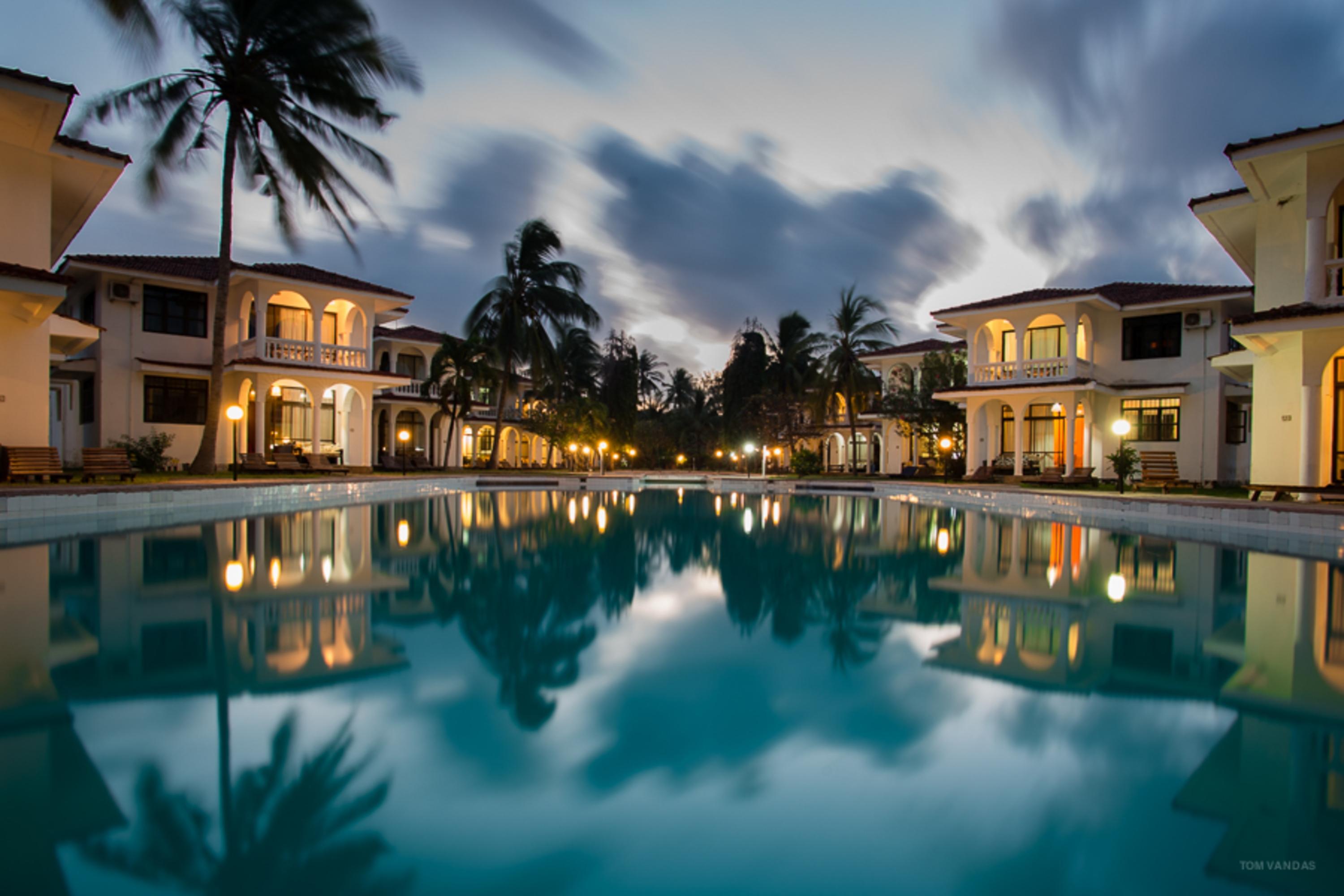 Bahari Dhow Beach Villas Diani Beach Ngoại thất bức ảnh