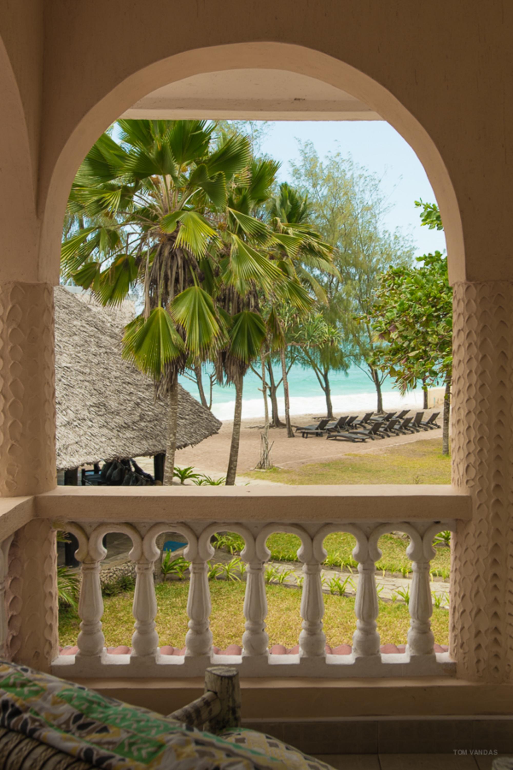 Bahari Dhow Beach Villas Diani Beach Ngoại thất bức ảnh