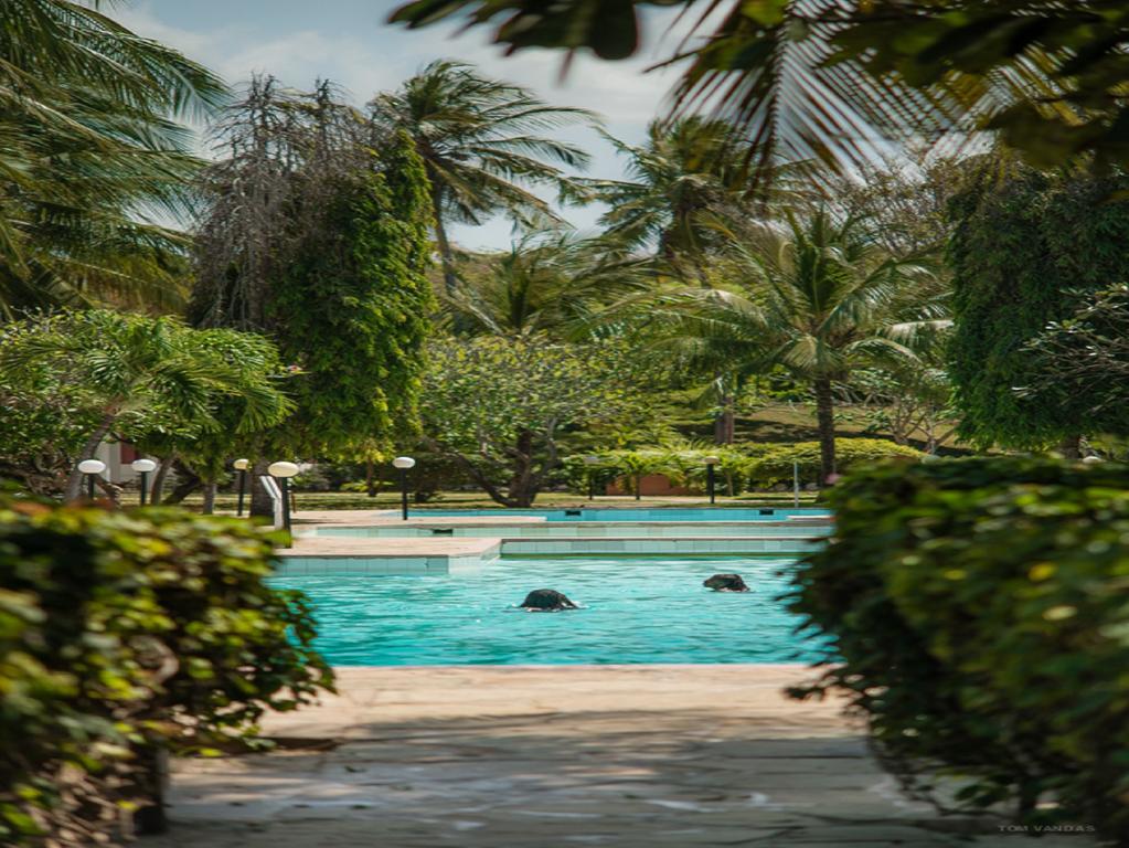 Bahari Dhow Beach Villas Diani Beach Ngoại thất bức ảnh